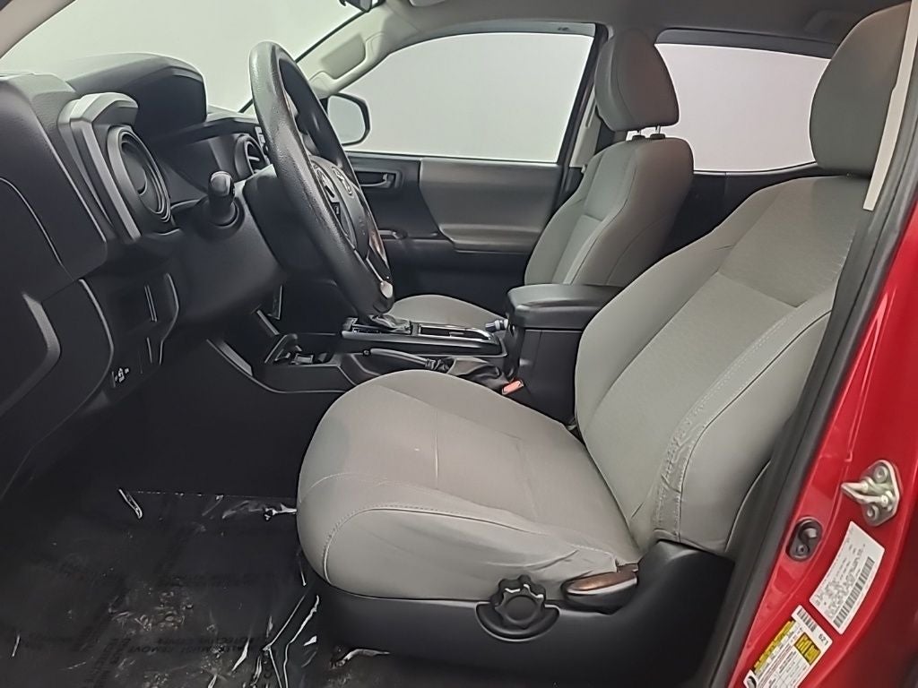 2016 Toyota Tacoma SR