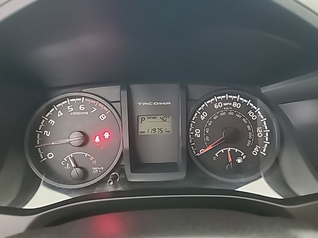 2016 Toyota Tacoma SR