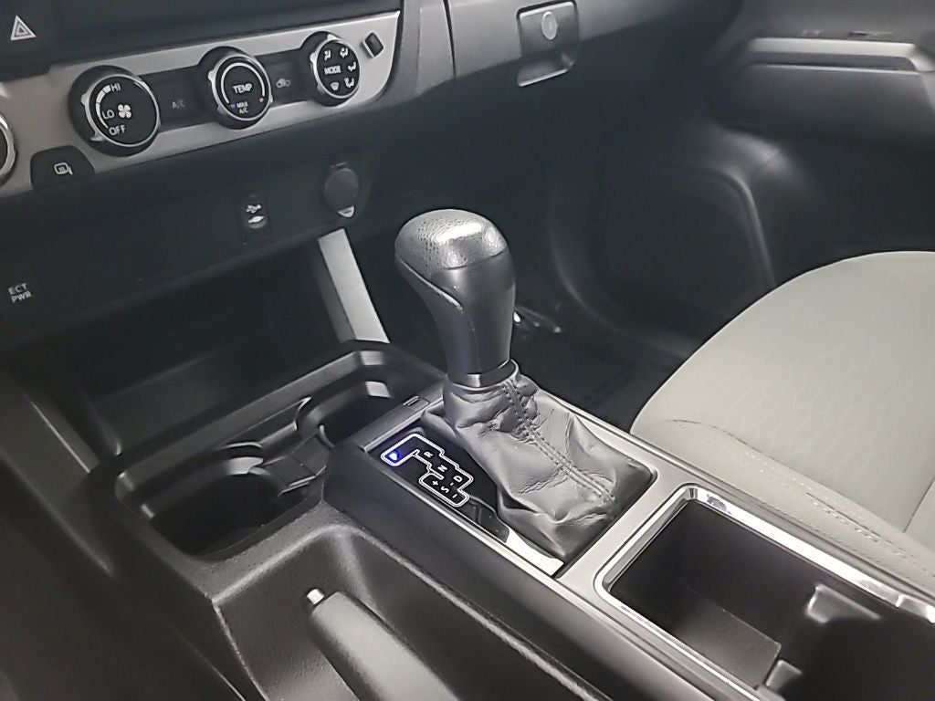 2016 Toyota Tacoma SR