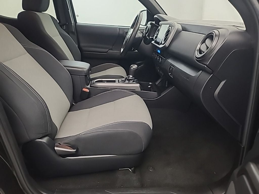 2022 Toyota Tacoma TRD Off-Road V6