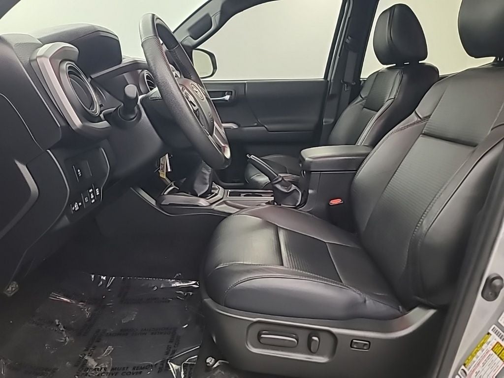 2022 Toyota Tacoma TRD Off-Road MT V6