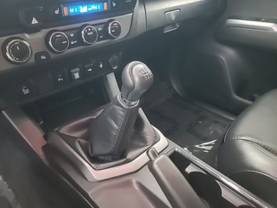 2022 Toyota Tacoma TRD Off-Road MT V6