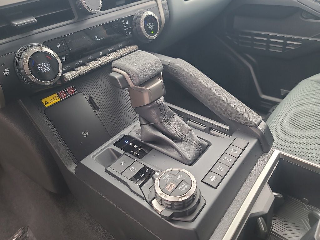 2026 Toyota Tacoma i-FORCE MAX Trailhunter