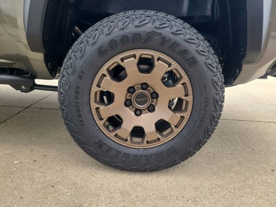 2026 Toyota Tacoma i-FORCE MAX Trailhunter