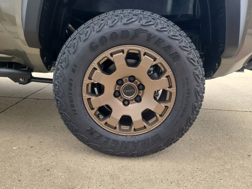 2026 Toyota Tacoma i-FORCE MAX Trailhunter