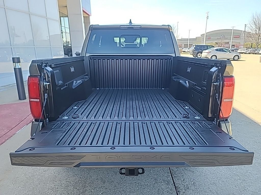 2026 Toyota Tacoma Hybrid TRD Off Road