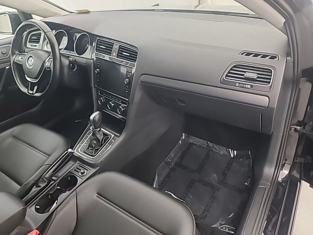 2018 Volkswagen Golf SportWagen SE