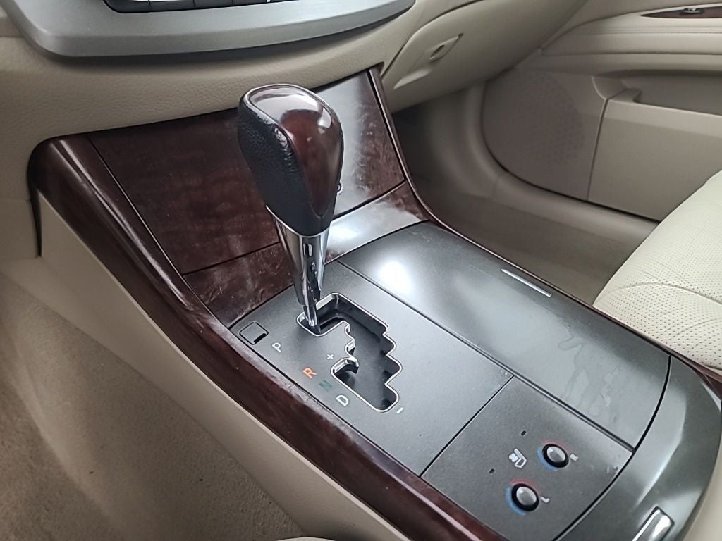 2011 Toyota AVALON Limited