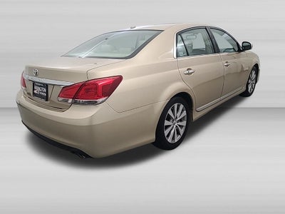2011 Toyota AVALON Limited