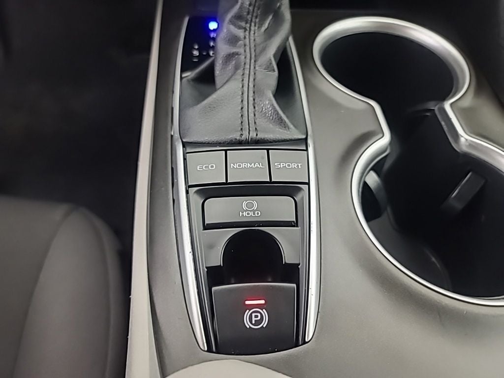 2023 Toyota CAMRY LE AWD