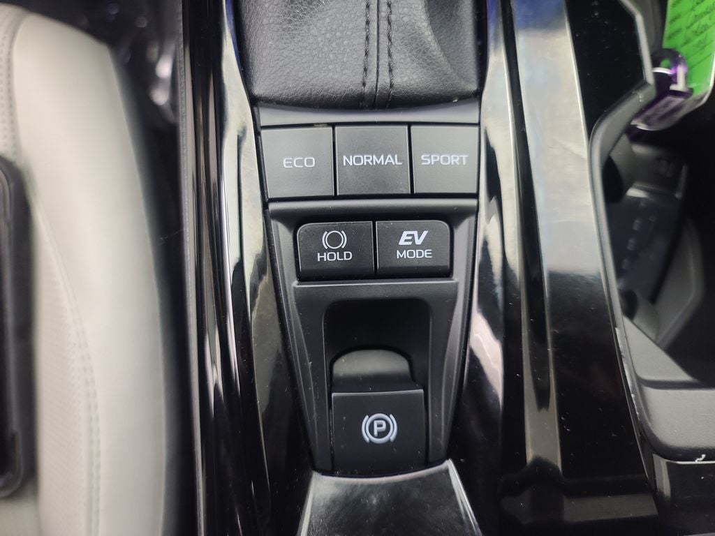 2025 Toyota Camry XLE Premium Plus Package