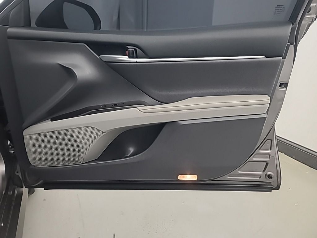 2024 Toyota CAMRY XLE