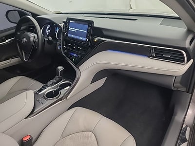 2024 Toyota CAMRY XLE