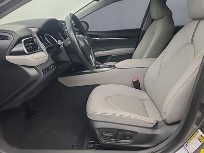 2024 Toyota CAMRY XLE