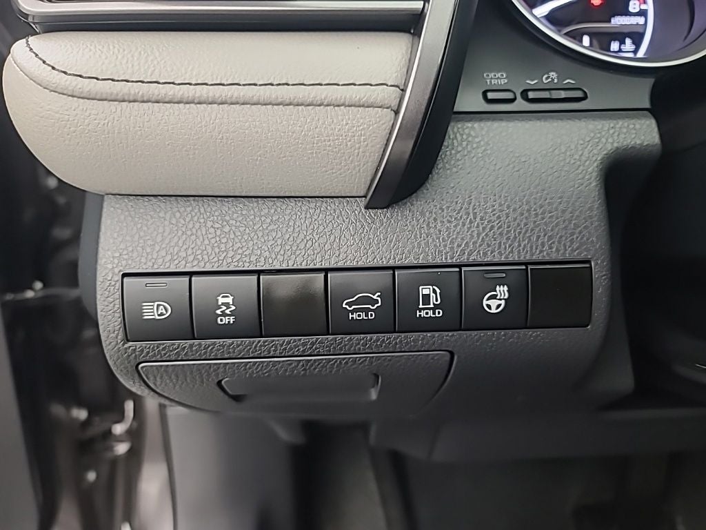 2024 Toyota CAMRY XLE