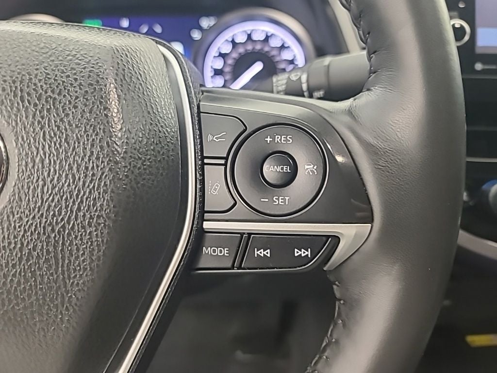 2024 Toyota CAMRY XLE