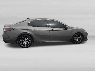 2024 Toyota CAMRY XLE