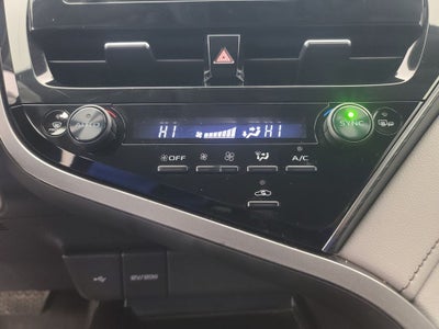 2022 Toyota Camry SE