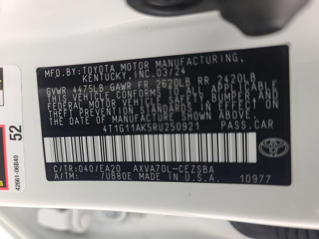 2024 Toyota Camry SE