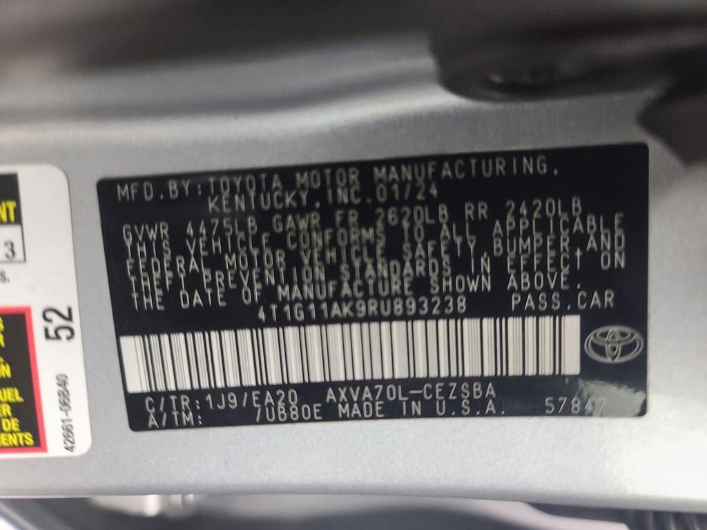 2024 Toyota Camry SE