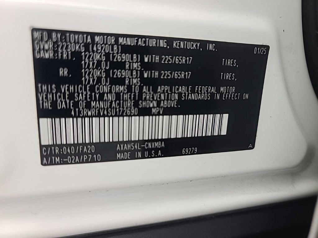 2025 Toyota RAV4 Hybrid XLE