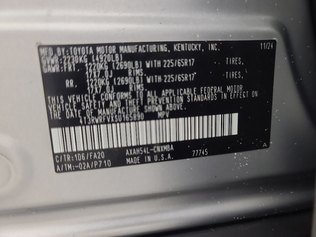 2025 Toyota RAV4 Hybrid XLE