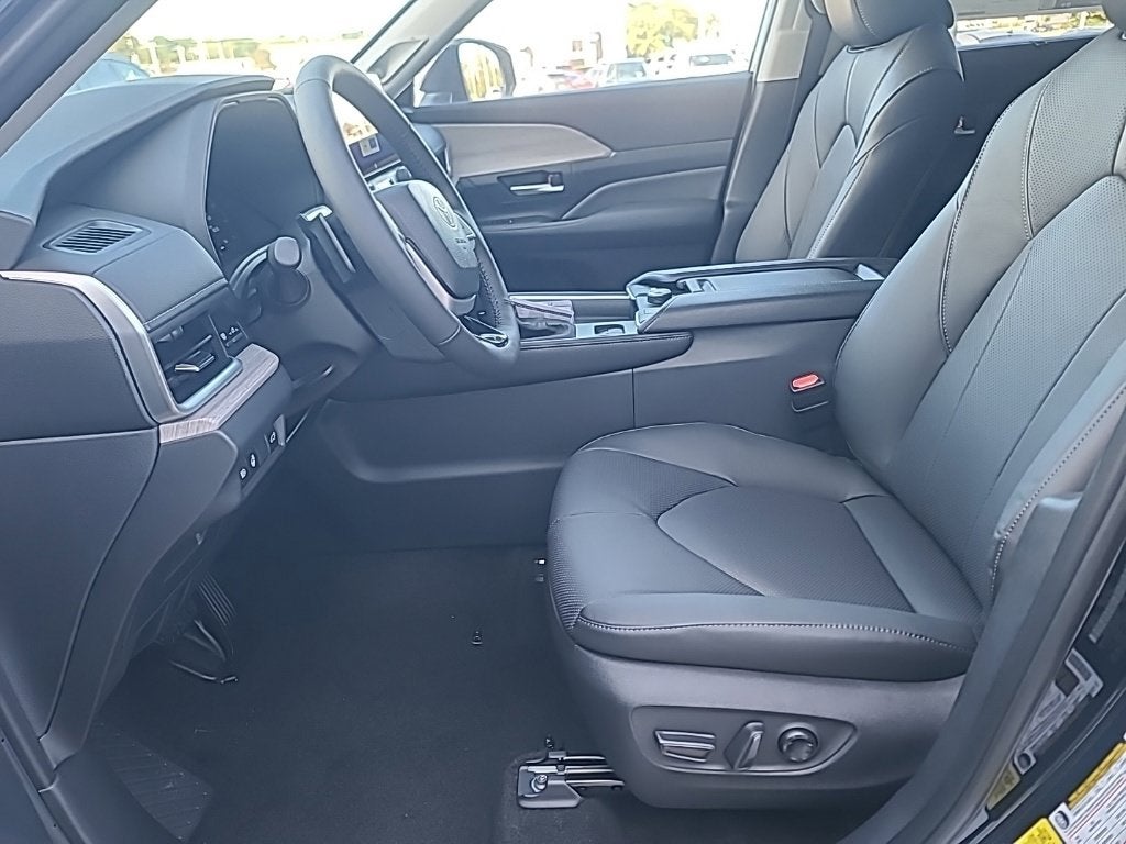 2026 Toyota Grand Highlander Platinum