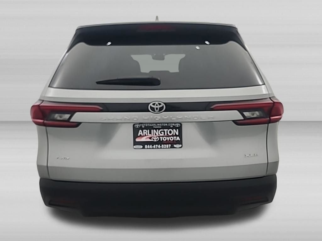 2025 Toyota Grand Highlander XLE