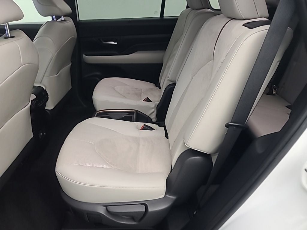 2024 Toyota GRAND HIGHLANDER HV MAX Platinum