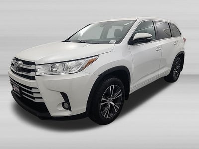 2017 Toyota HIGHLANDER LE Plus