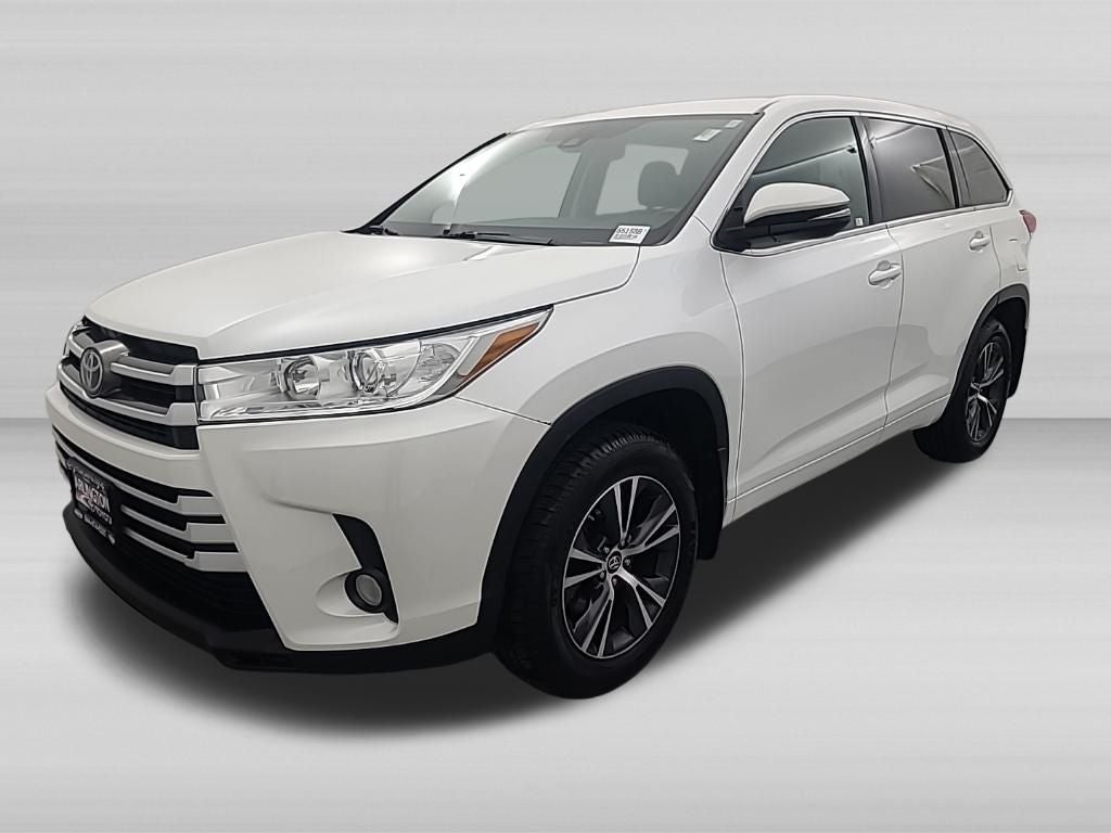 2017 Toyota HIGHLANDER LE Plus