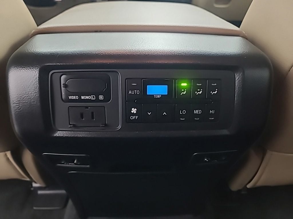 2012 Toyota SEQUOIA Platinum