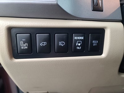2012 Toyota SEQUOIA Platinum