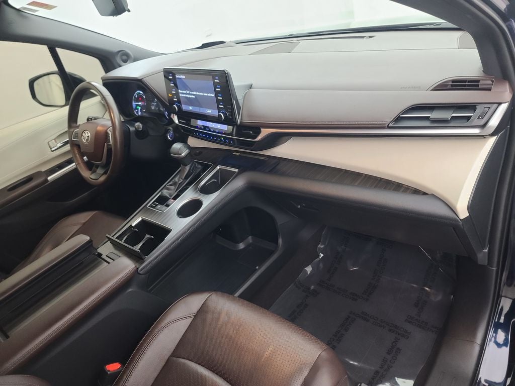 2021 Toyota Sienna Platinum 7 Passenger