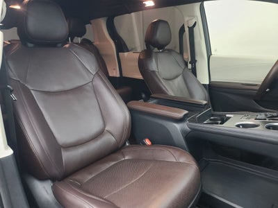 2021 Toyota Sienna Platinum 7 Passenger