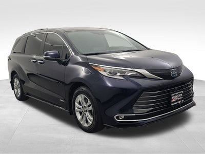 2021 Toyota Sienna Platinum 7 Passenger