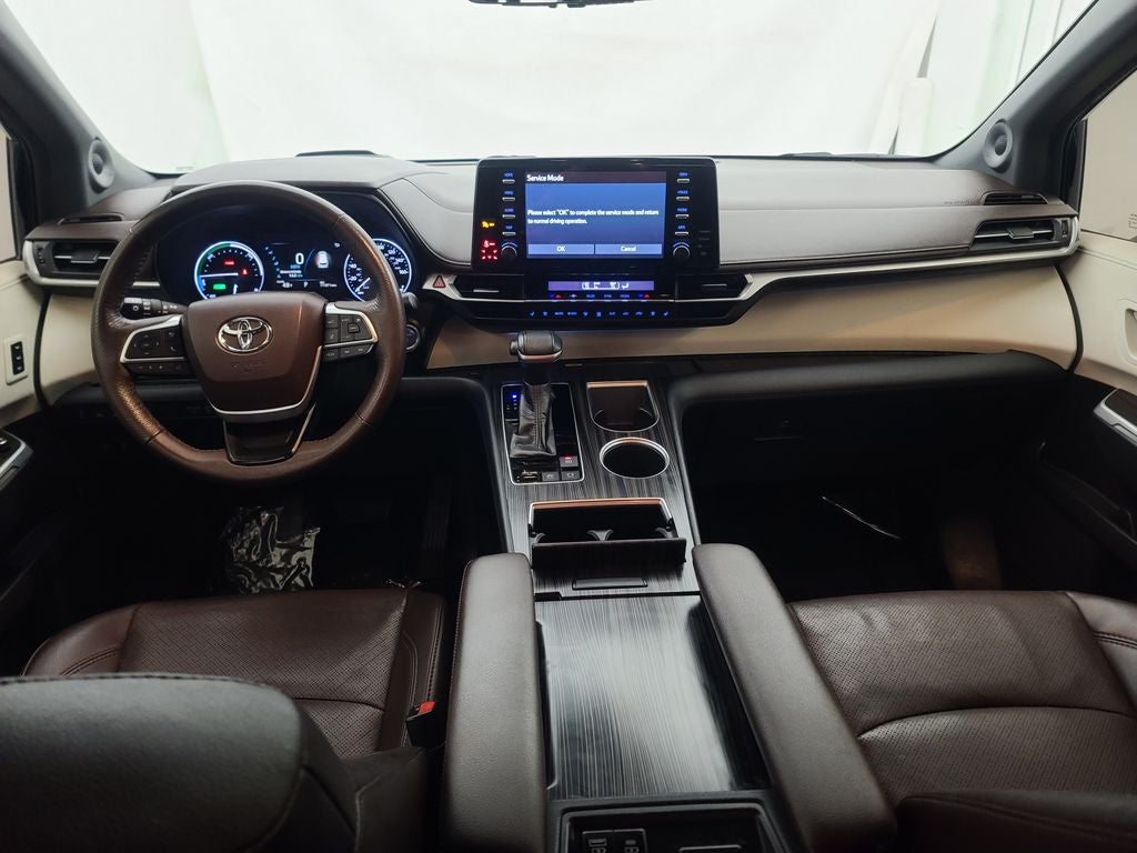 2021 Toyota Sienna Platinum 7 Passenger