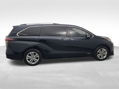 2021 Toyota Sienna Platinum 7 Passenger