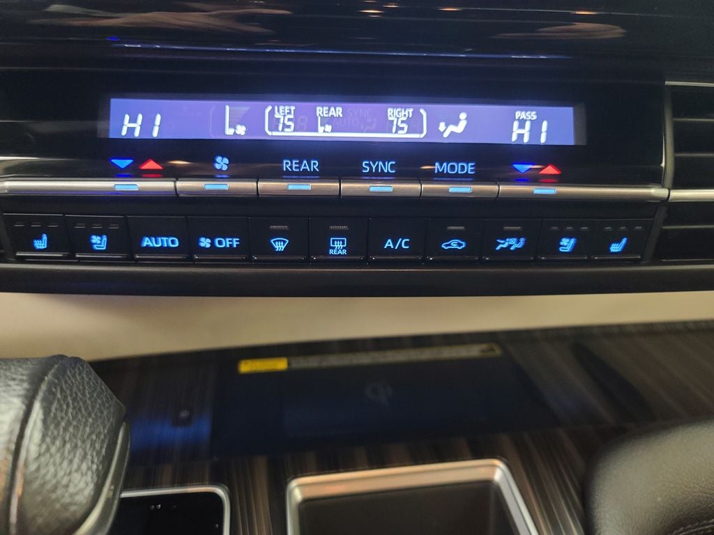 2021 Toyota Sienna Platinum 7 Passenger