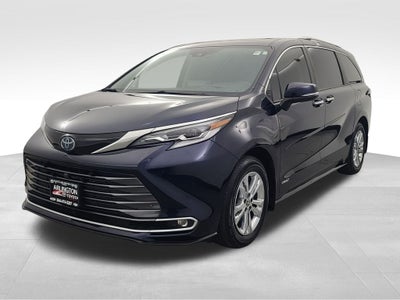 2021 Toyota Sienna Platinum 7 Passenger