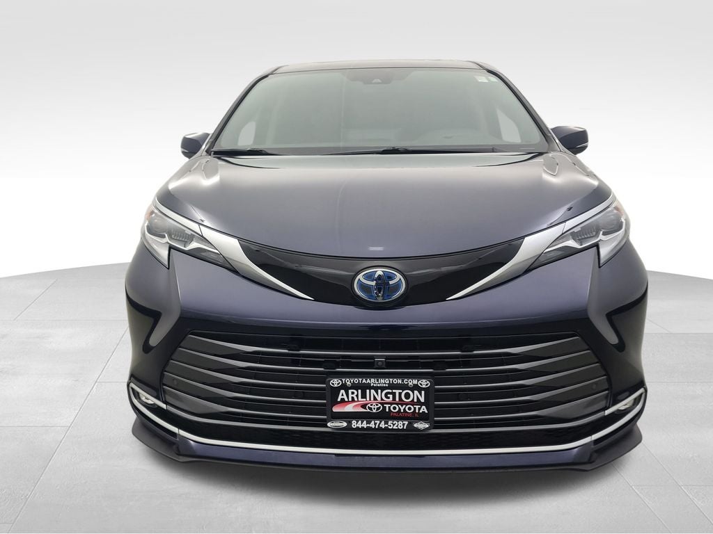 2021 Toyota Sienna Platinum 7 Passenger