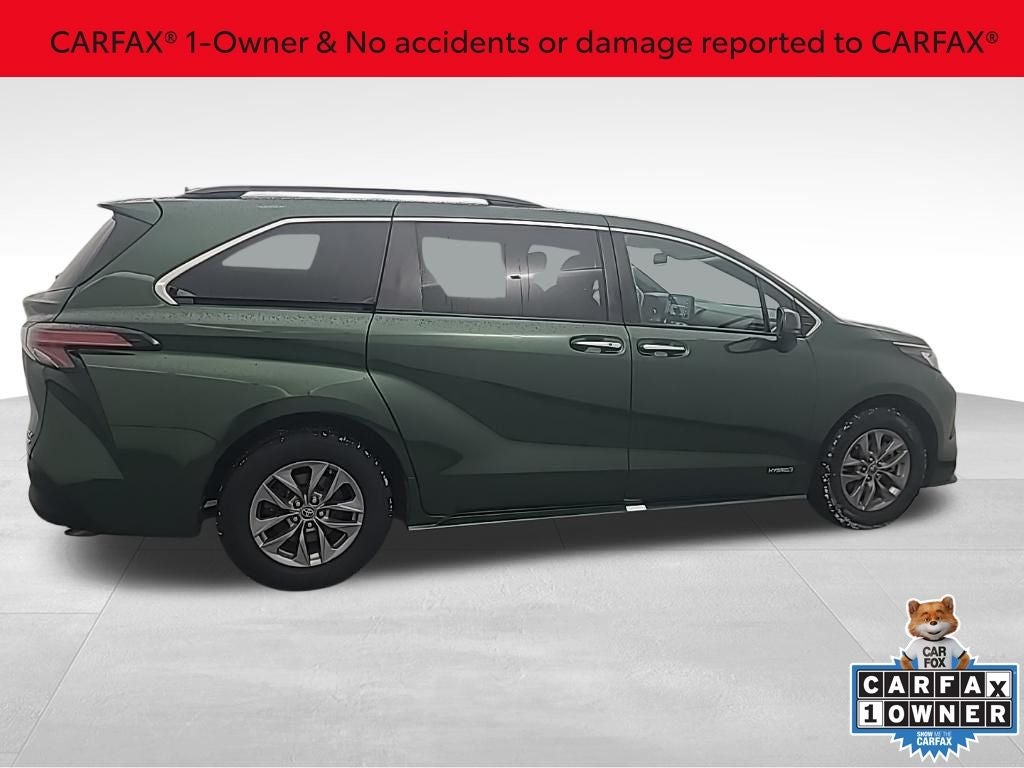 2021 Toyota Sienna XLE