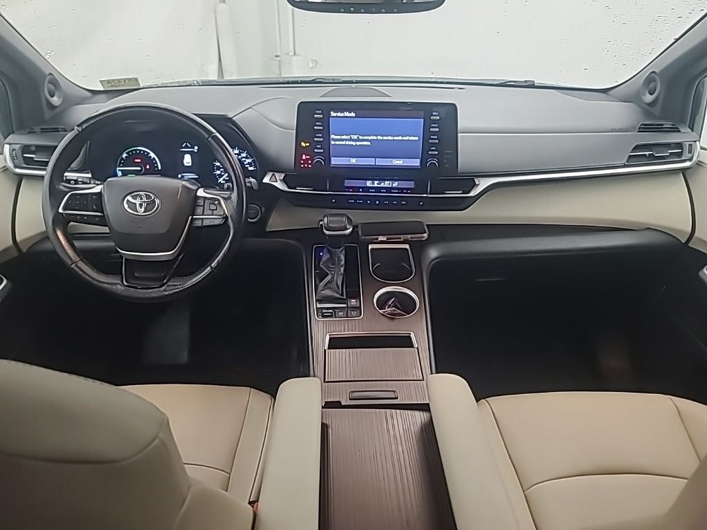 2021 Toyota Sienna XLE