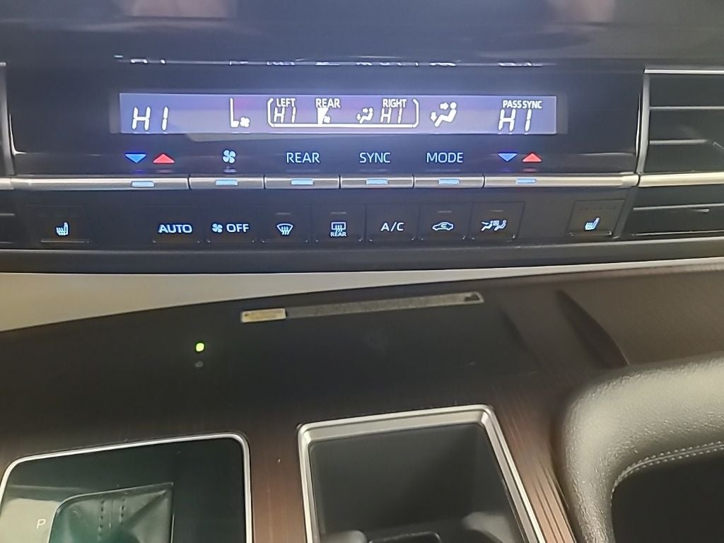 2021 Toyota Sienna XLE