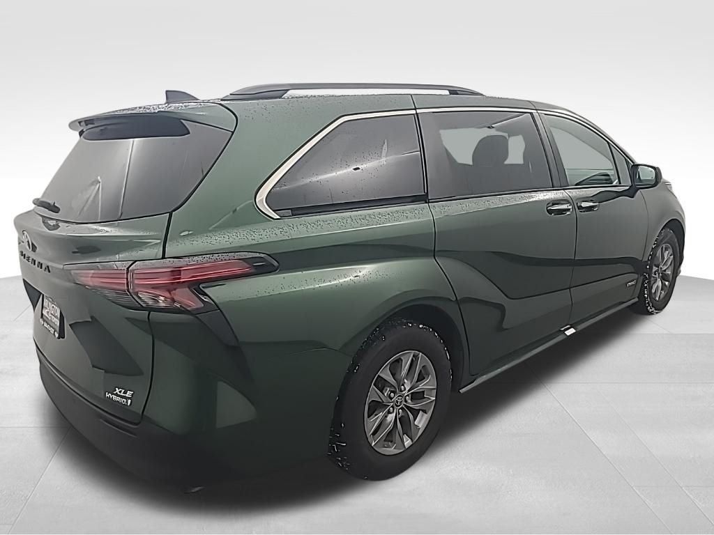 2021 Toyota Sienna XLE
