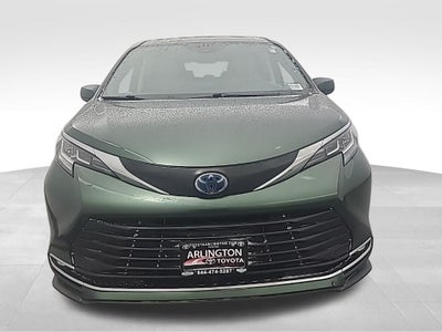 2021 Toyota Sienna XLE