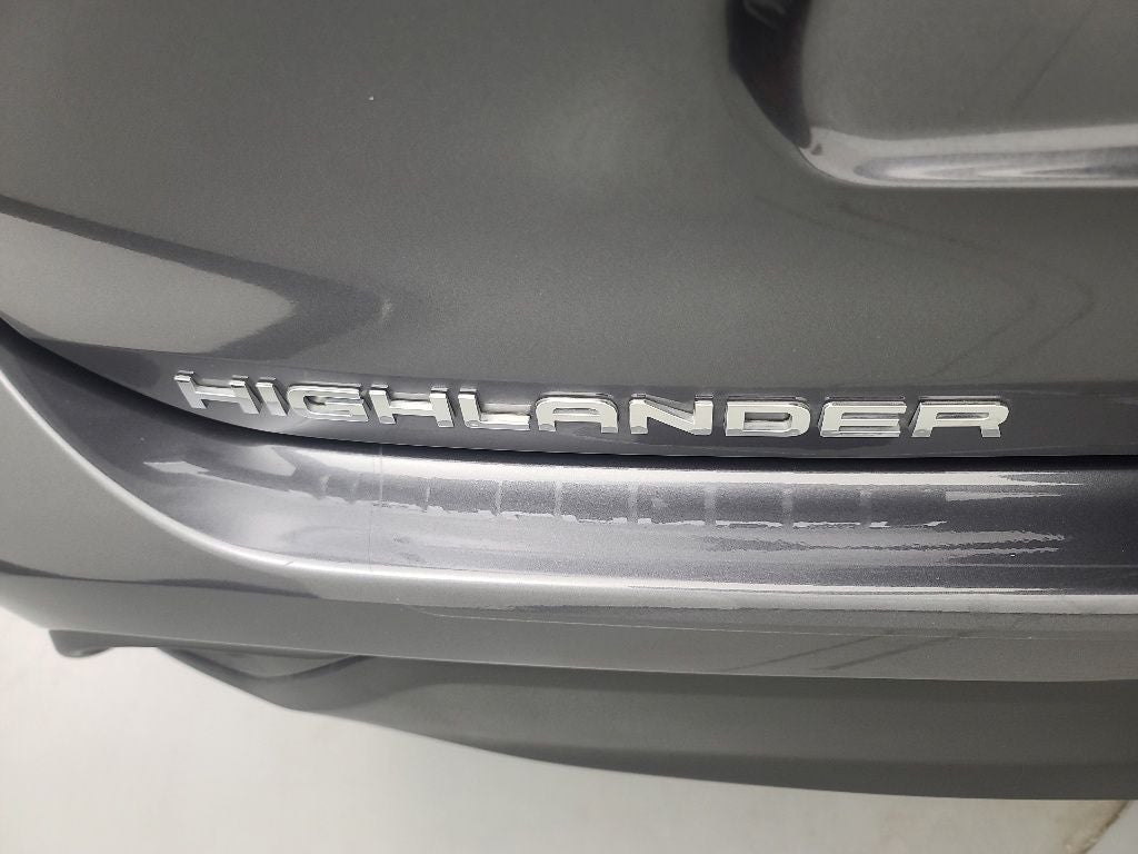 2025 Toyota Highlander Hybrid XLE