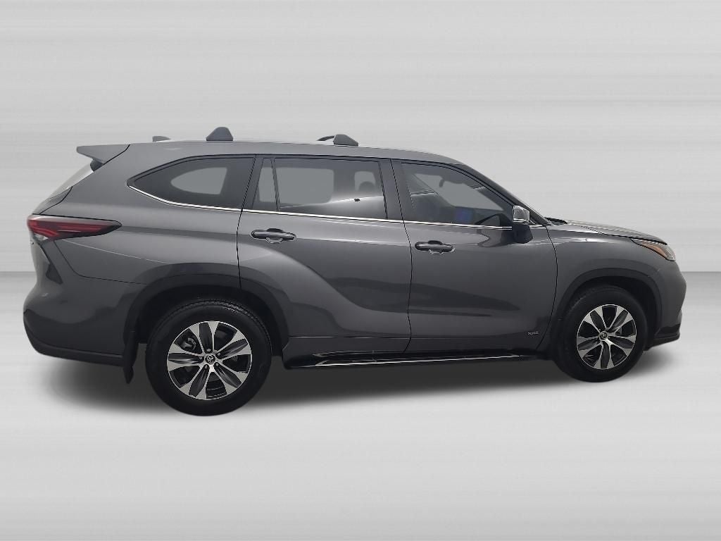 2025 Toyota Highlander Hybrid XLE