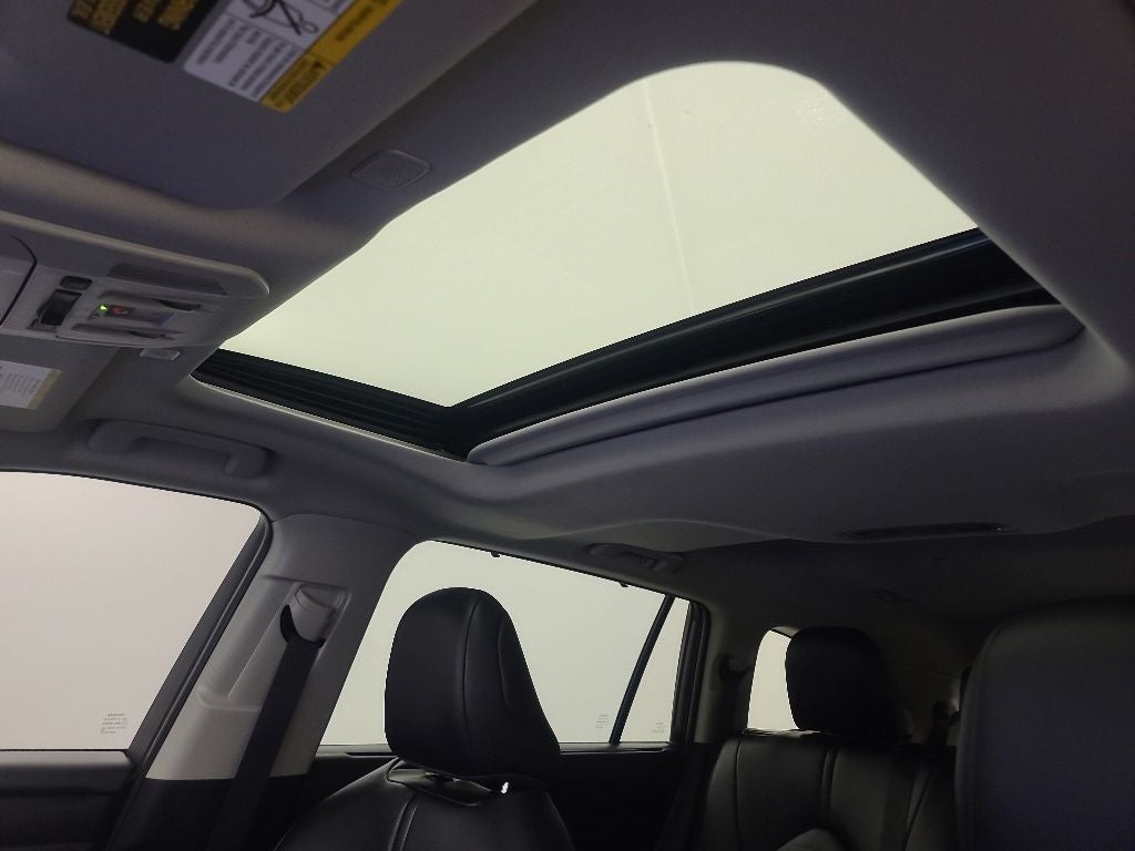 2025 Toyota Highlander Hybrid XLE