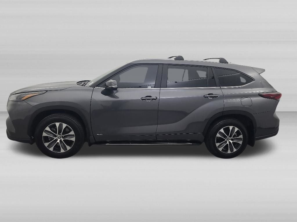 2025 Toyota Highlander Hybrid XLE
